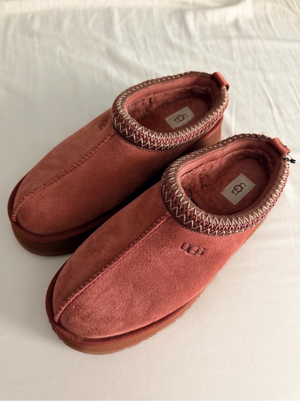 Ugg tasmen terracotta platform Ugg slippers size 9
